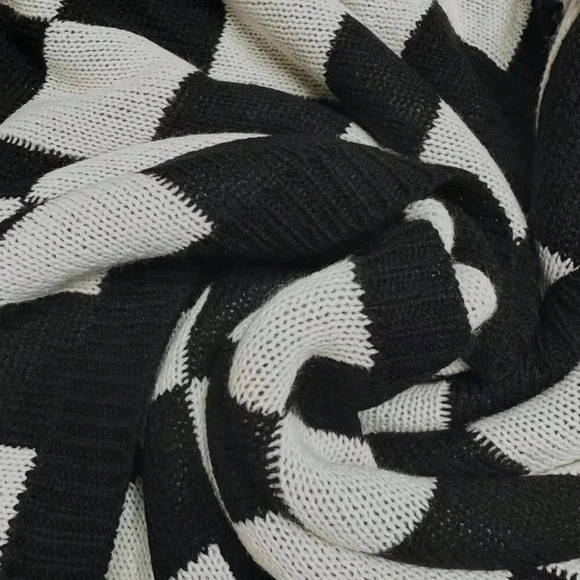 Black Casual Women's Plus Size Plaid Round Neck Long Sleeve Knit Cardigan - Picture 4 of 4